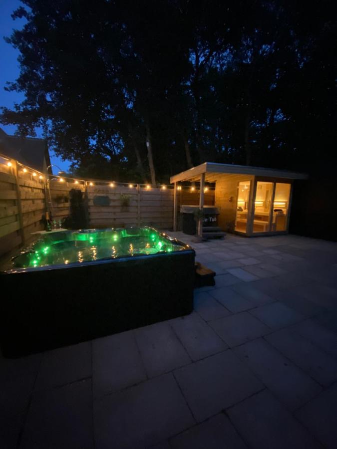 Bed and Breakfast The Island Life Texel - Wellness Де-Коог Экстерьер фото